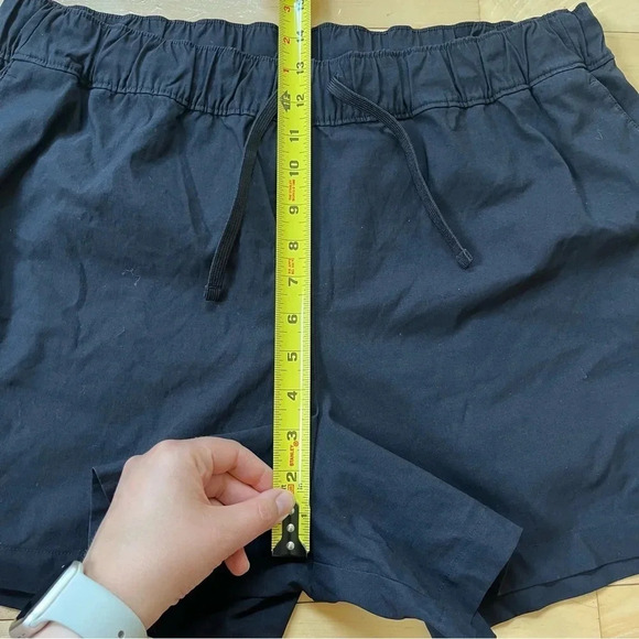 The North Face Black Shorts Drawstring Womens 1X Nylon Hiking Athletic Outdoors - Picture 7 of 8